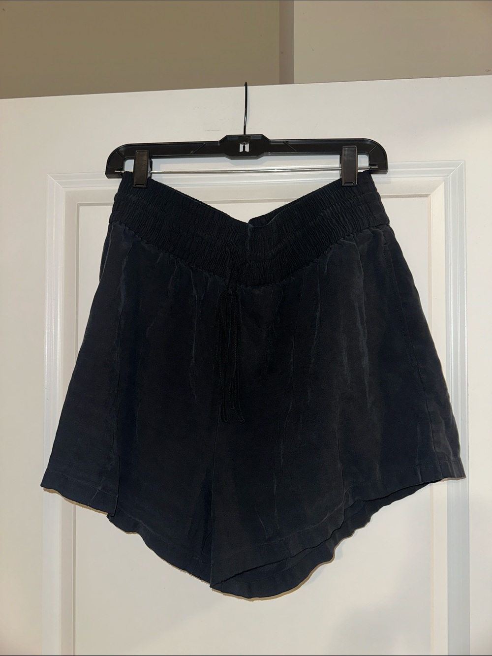 Open Edit Women Black Shorts Size XL